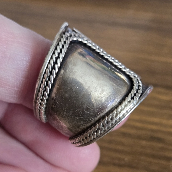 925 Silver Ring - Picture 4 of 6